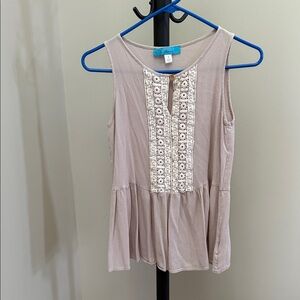 Elegant Pink Sleeveless Top with Lace Detail